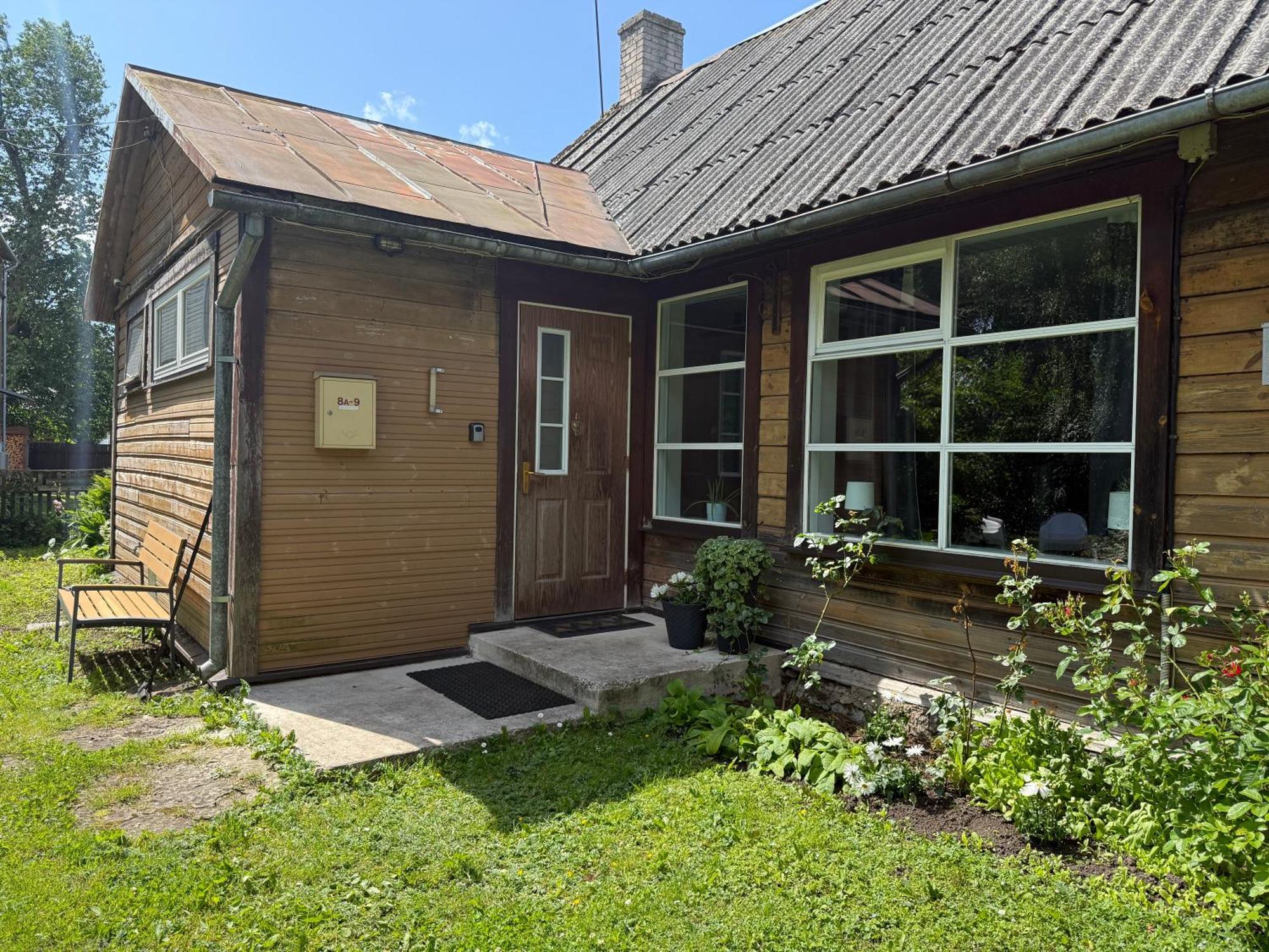 Apartment Vaikne, Hubane Ja Privaatne Korter Linna Suedames! *